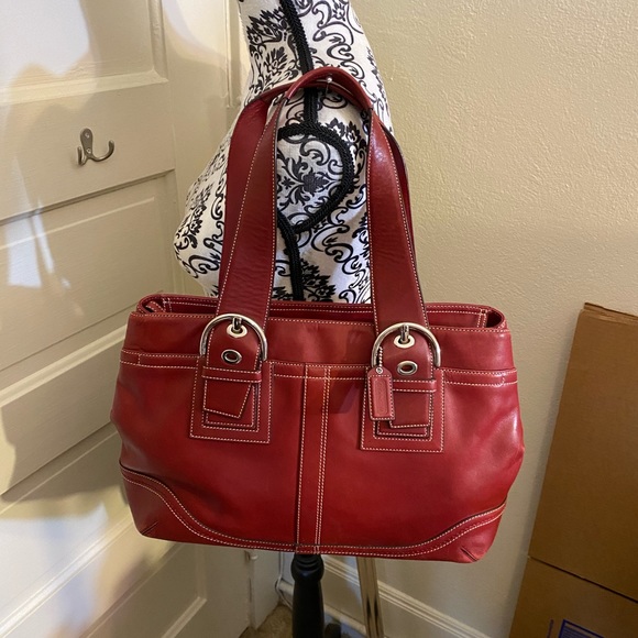 Coach Handbags - - Coach Large Vintage Leather shoulder Satch…